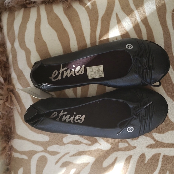 Womens Etnies ballet sneaker shoes - Picture 4 of 13